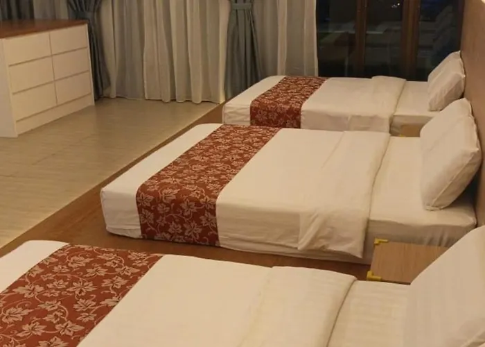 Hotel The Island