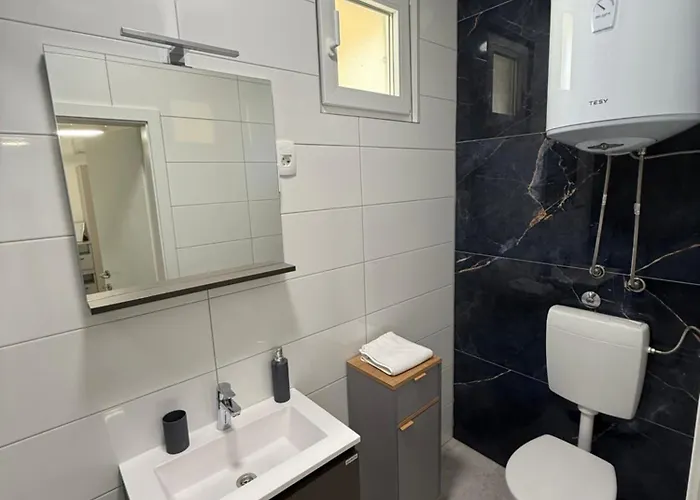 Apartmani Lovren