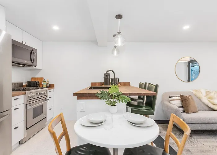 Sunnyside Studio On Green Lake