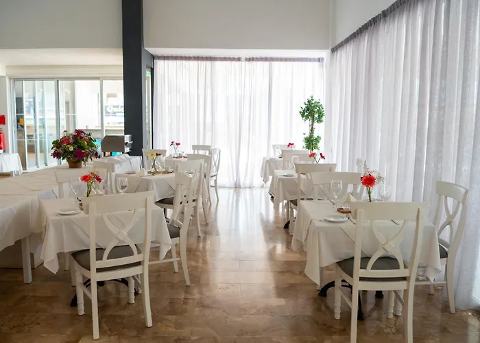 Napa Jay Hotel