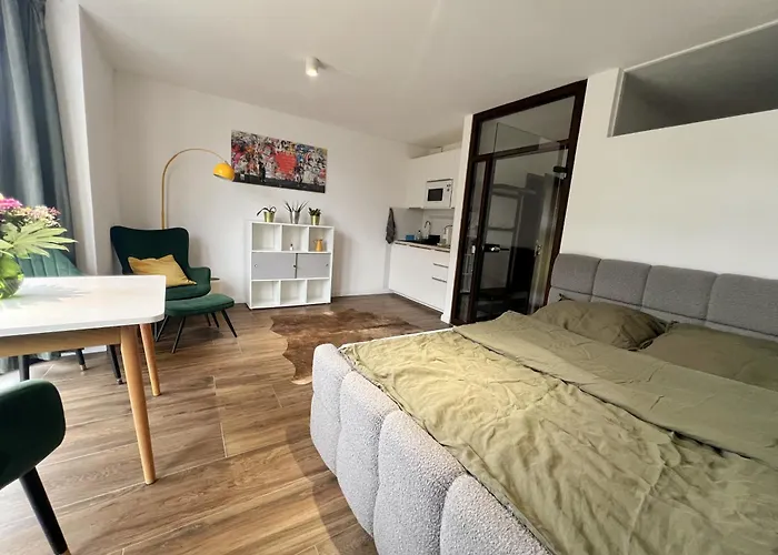 Studio 7 City Lage mit Garage nähe Köln Bonn