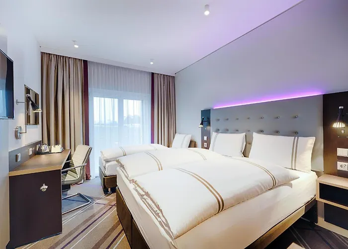Premier Inn Regensburg City Centre