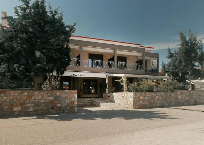 Old Nikiti'S Hotel