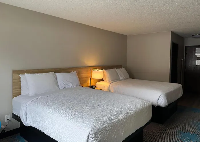 Days Inn By Wyndham Sault Ste Marie Mi