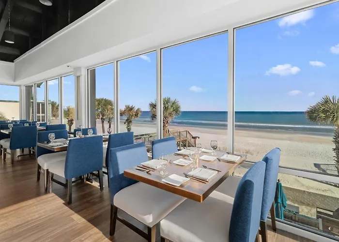 Beachy 5Th Floor Oceanfront Room