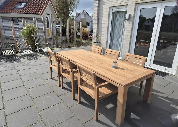 Prachtige Vakantievilla Aan Ijsselmeer Makkum