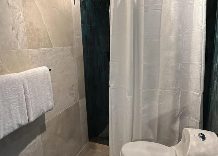 Metro Art Hotel