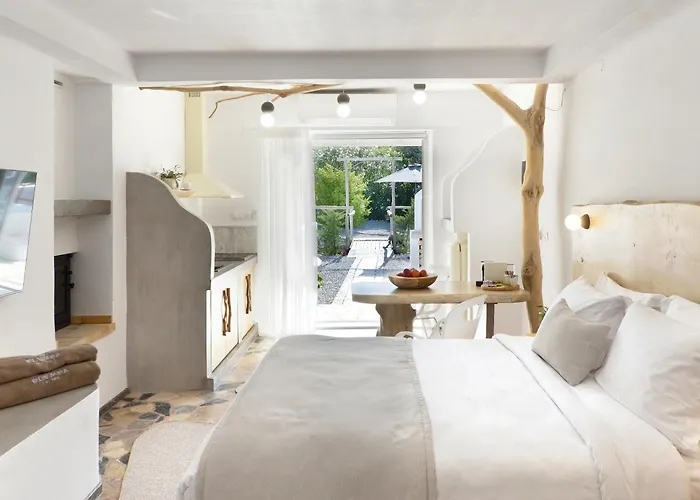 Olympa Suites
