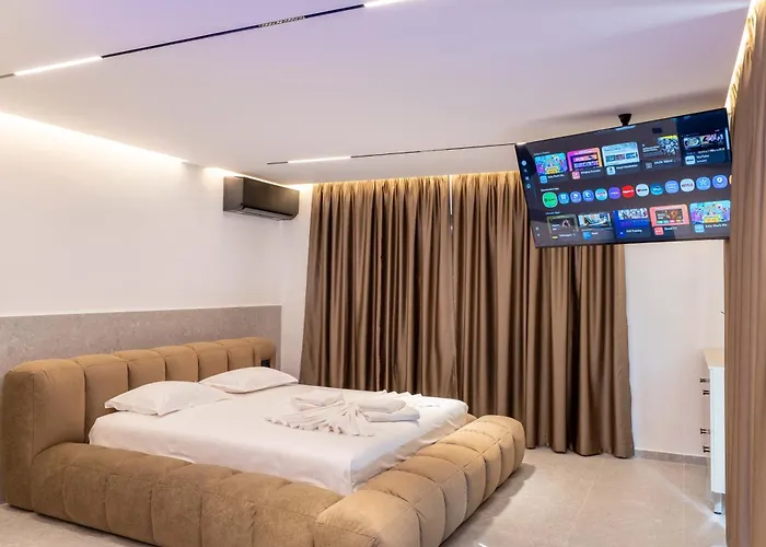 Euphoria Apartments