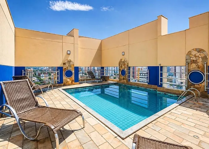 Luix Londrina Flat 505, 43 m2, QS, ar quente e frio, c garagem