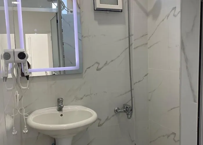Rai Rooms