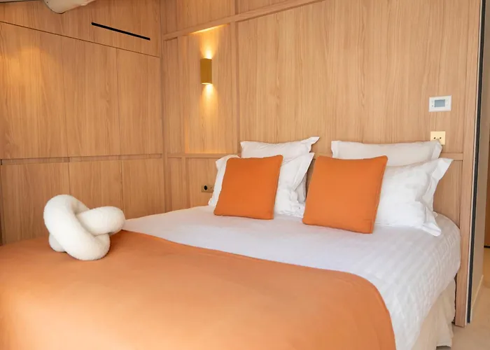 Maison Galante Apartments - Quai De Rive Neuve