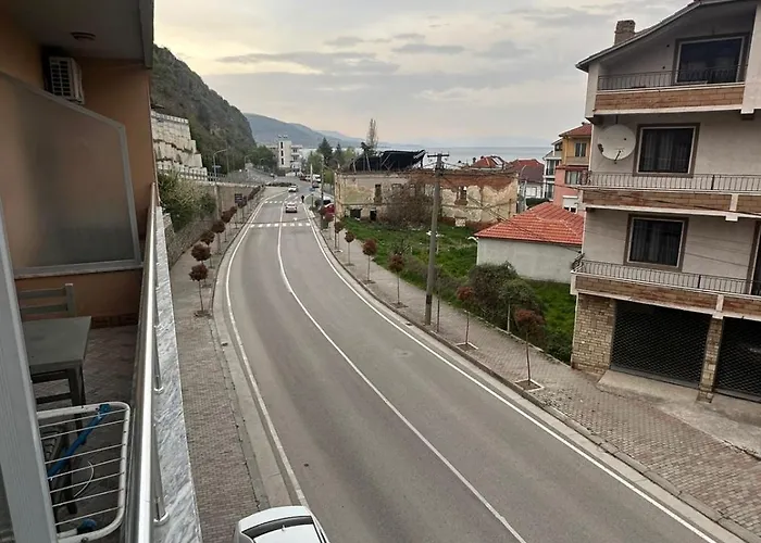Hotel Yjet