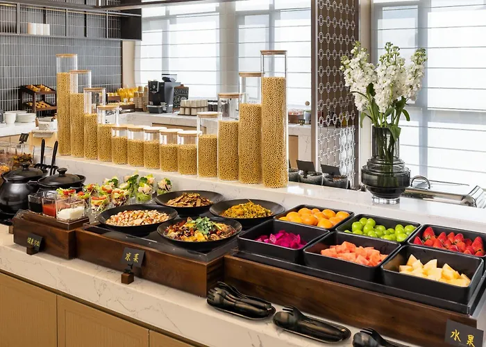 Atour Hotel Baoshan Longyang Hengbang Building
