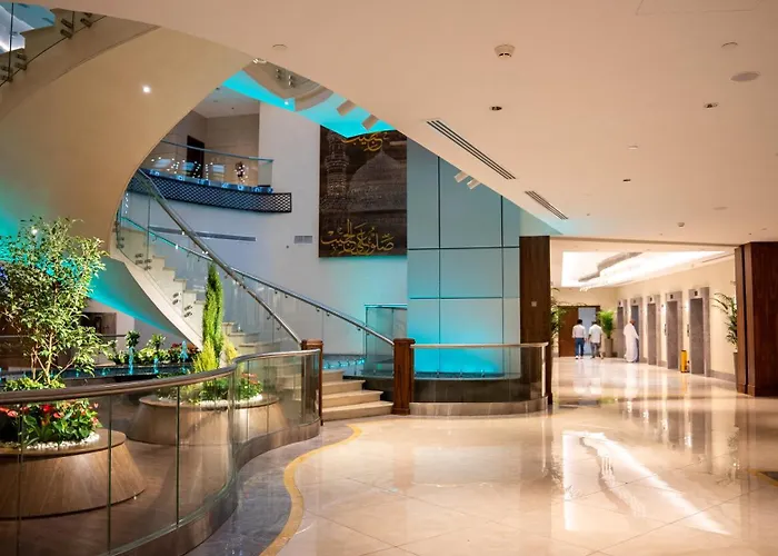 Peninsula Worth Hotel