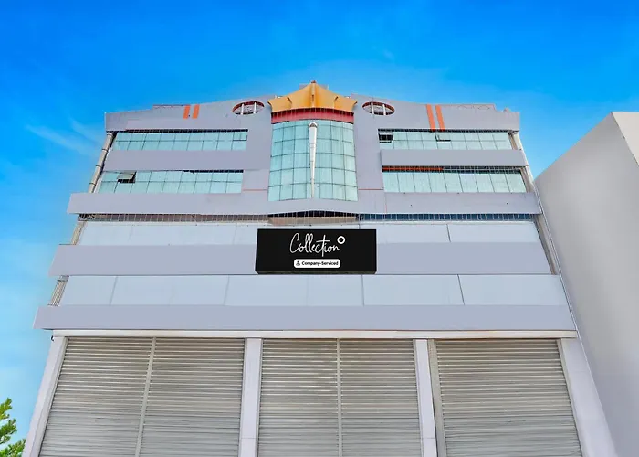 Super Oyo Collection O Nad Near Airport