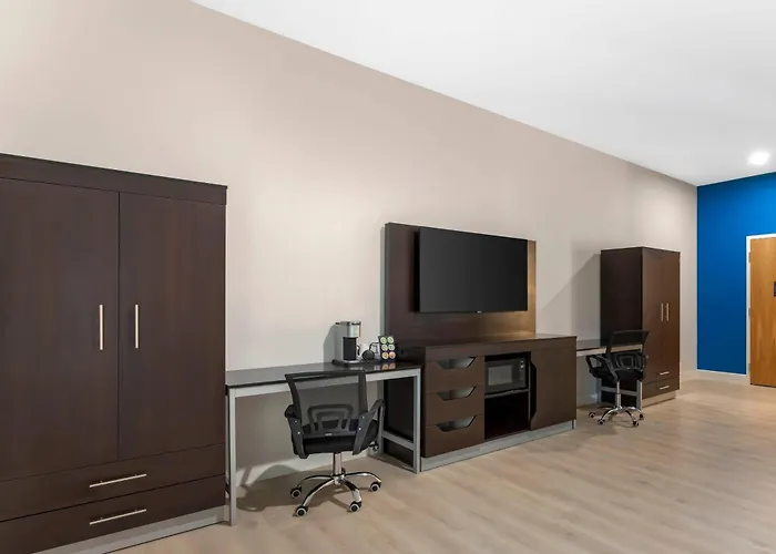 The J Hotel Dunedin Clearwater, An Ascend Collection Hotel