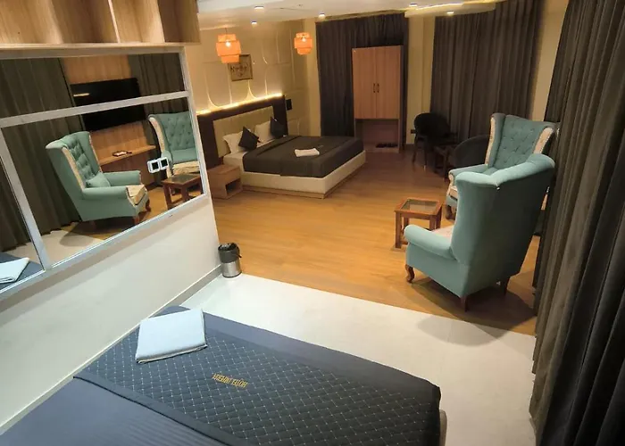 Hotel Imperia Grand