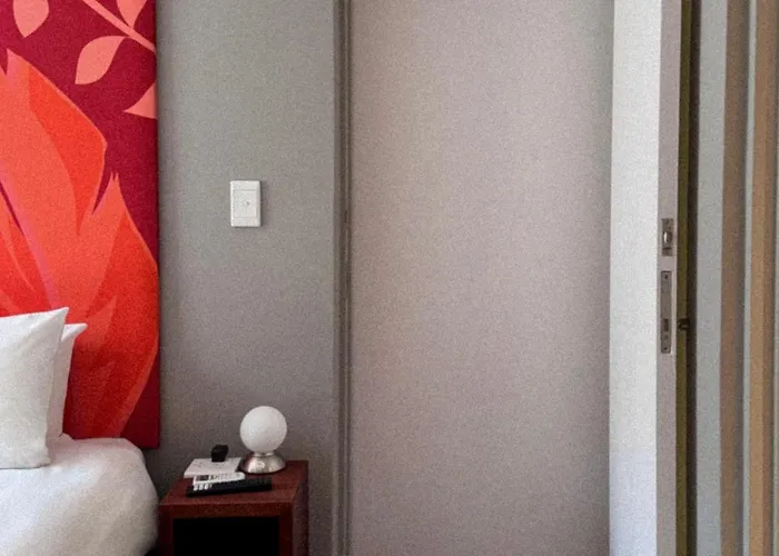 Urbanight Boutique Hotel