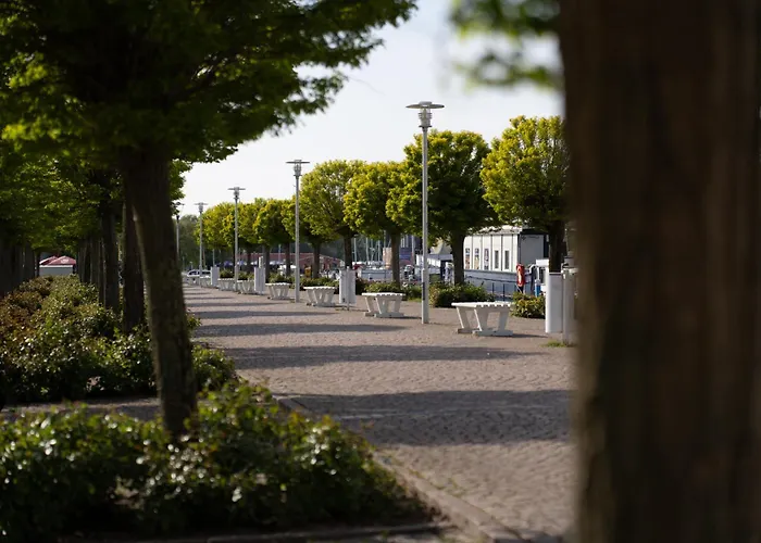 Yachthafen Barth - Ferienwohnung und Penthouses