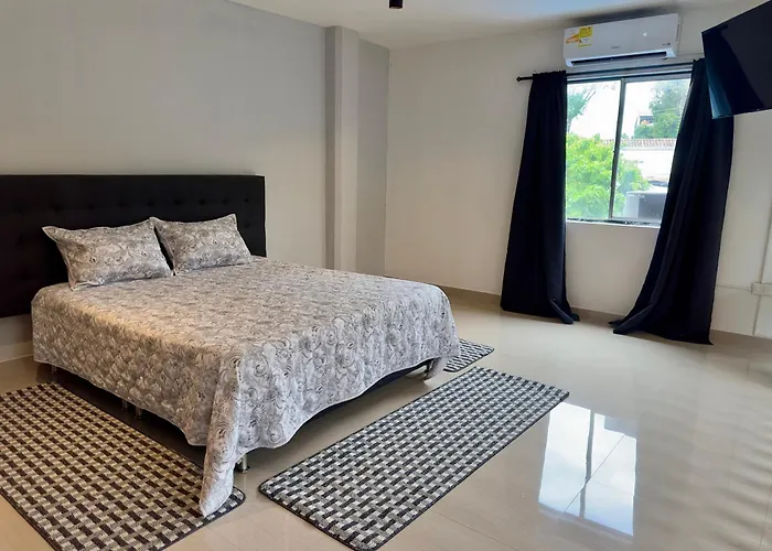Comfort & Luxury El Poblado By Nightlife & Dining