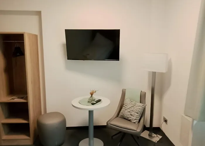 DH Hotel Deutsches Haus - Ihr neuer Rückzugsort im Herzen von Mittweida, digitales Hotel im historischen Gebäude