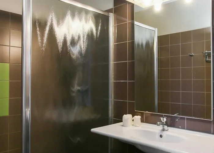 B&B Hotel Aubagne Gemenos