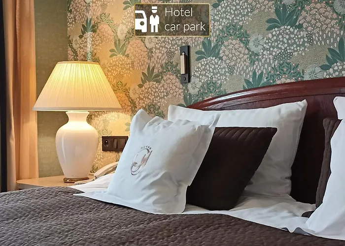 Grand Hotel