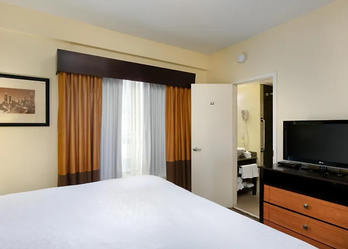 Holiday Inn Express & Suites - Atlanta Downtown By Ihg