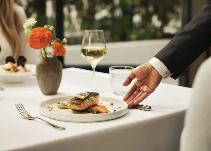 L'Hermitage Hotel
