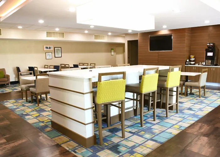 Garner Hotel Glen Burnie BWI Airport Area By Ihg