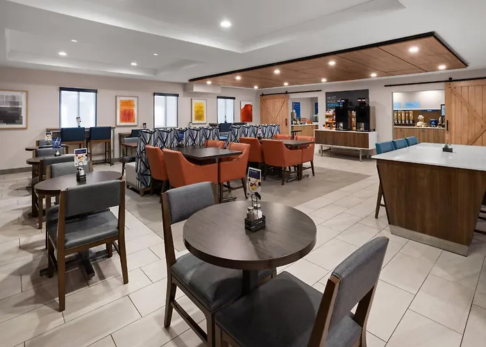Holiday Inn Express Syracuse-Fairgrounds By Ihg