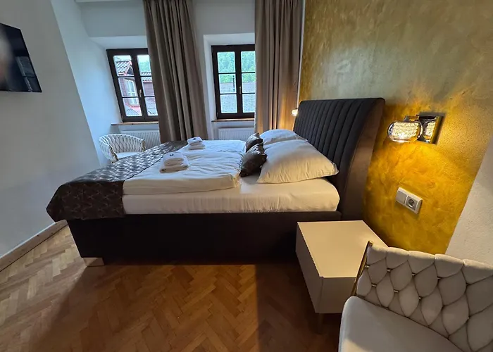 Atmosfera Rooms & Restaurant