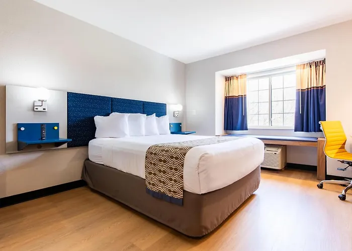 Microtel Inn & Suites By Wyndham London