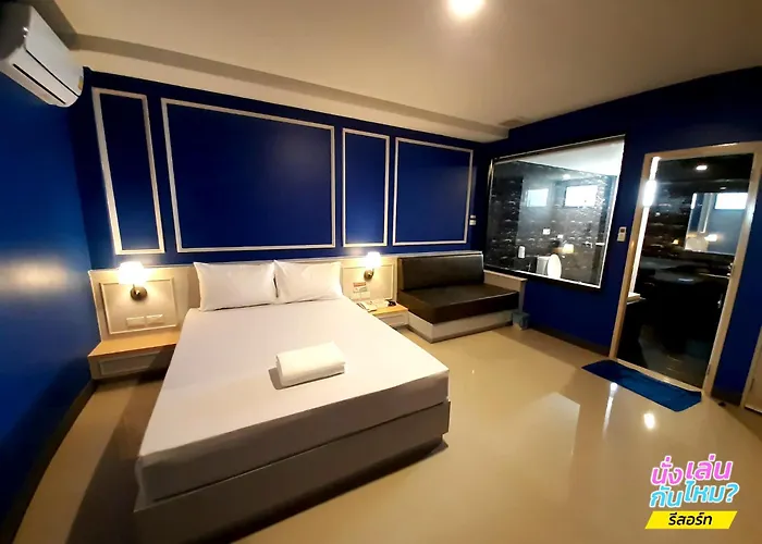 นั่งเล่นกันไหม รีสอร์ท Sha Plus