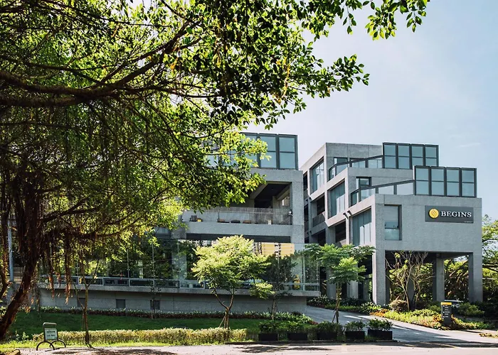 Hotel Begins 倉箱蜜境文旅