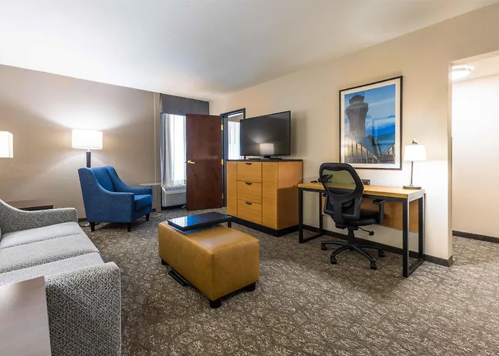 Drury Inn & Suites St. Louis Airport