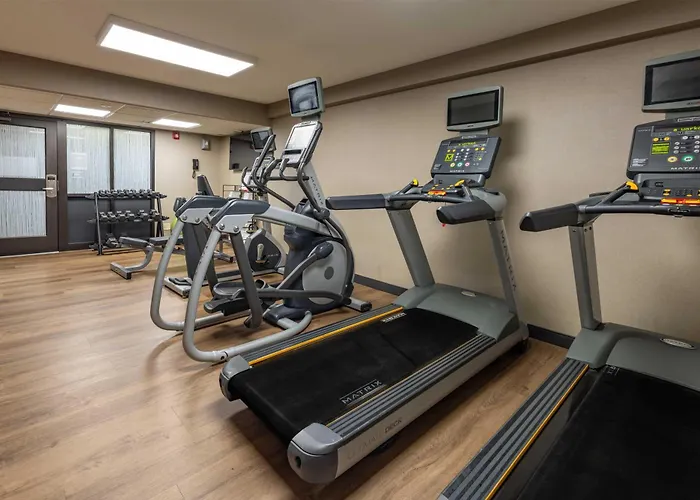 Drury Inn & Suites St. Louis Airport