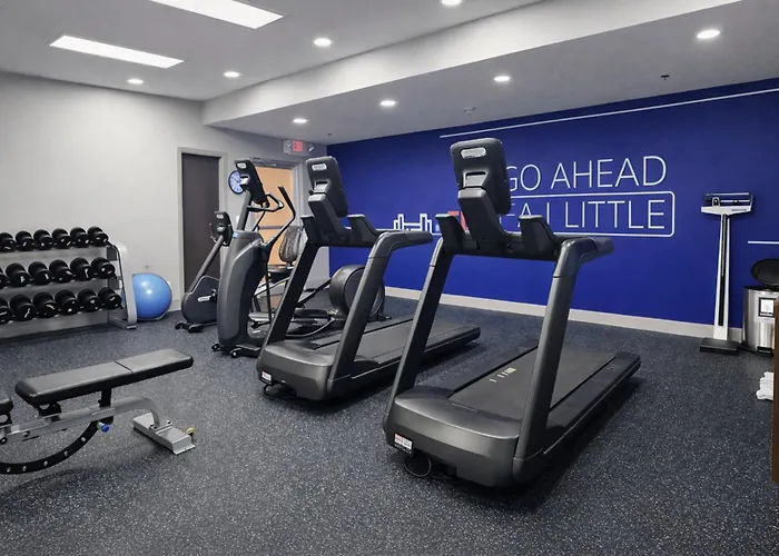 Holiday Inn Express Hotel & Suites Pierre-Fort Pierre By Ihg