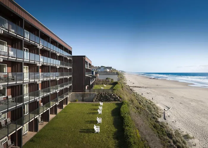 Starfish Manor Oceanfront Hotel