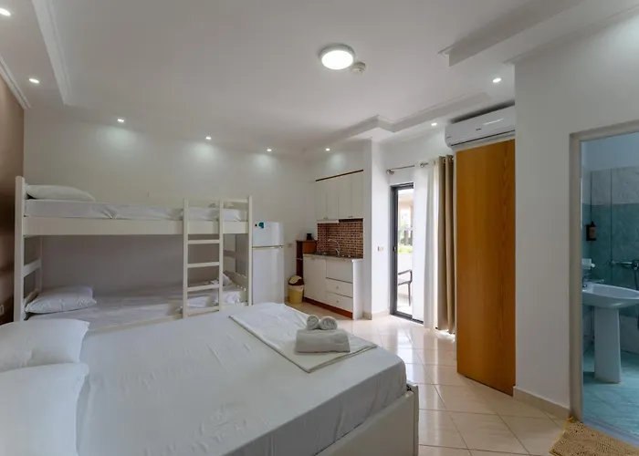 Poseidon Family Hotel Ksamil