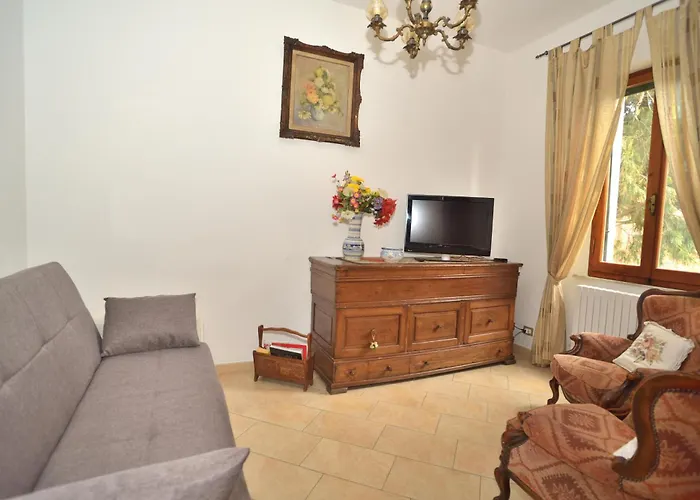 MARIA HOLIDAY HOMES La Pineta di Sinalunga