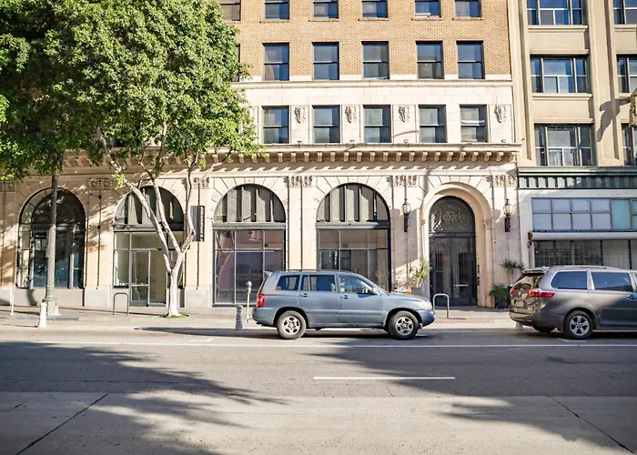 Fashion Loft 2 Bedroom Downtown