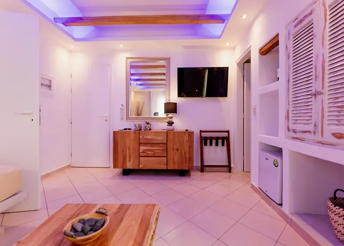 Mikri Vigla Hotel Beach Resort