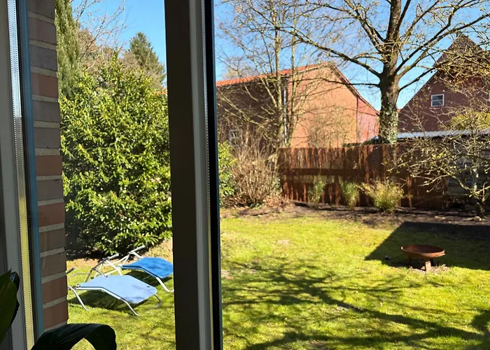 HUUS UTSPANN FeWo mit Terrasse - 23 km vor Hamburg -