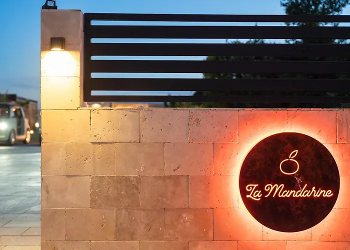 La Mandarine