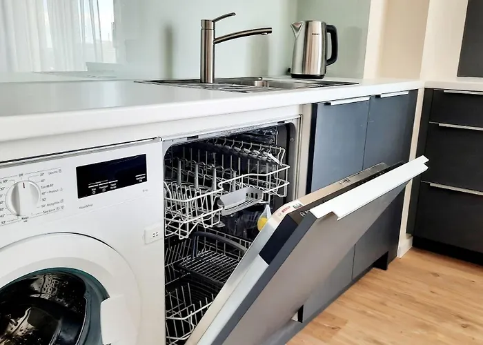 Comfort Apartment A102 Two Bedrooms Sea View 10Th Floor Parking Free