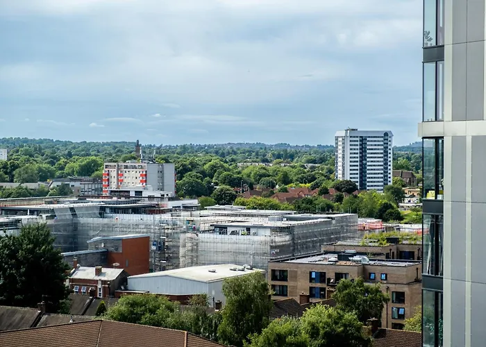 The Mercian By Your Perfect Stay Birmingham - 24-Hour Reception & Gym