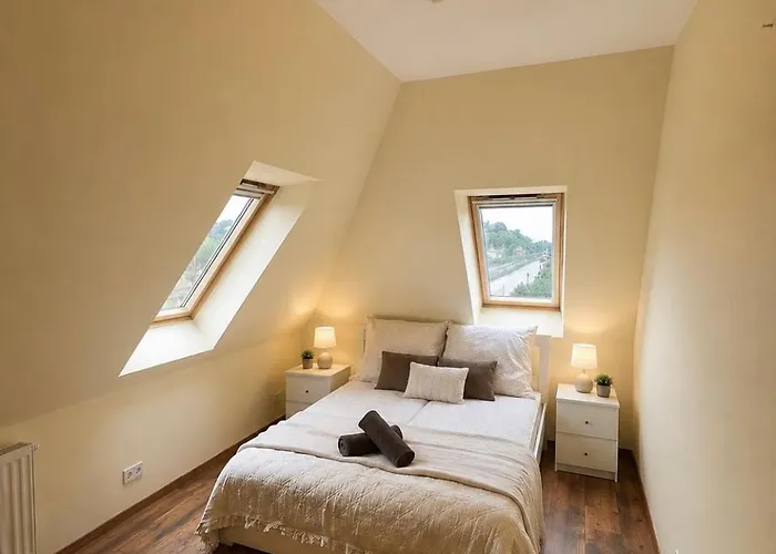 Strand Apartmanok