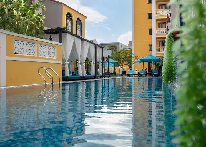 La Charm Hoi An Hotel - Peaceful Boutique In Old Town